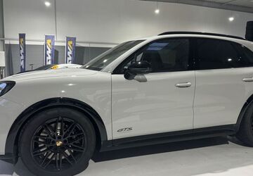 Porsche Cayenne 39.233 km 129.900 &euro; Solingen 42653