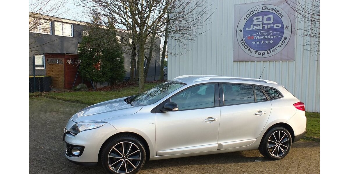 Renault Megane BOSE EDITION NAVI KLIMAAUTOM TEILLEDER PARK 107.158 km 7.408 &euro; Köln 50858