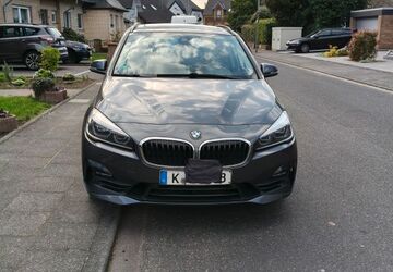 BMW 218 Active Tourer 115.000 km 12.199 &euro; Köln 50769
