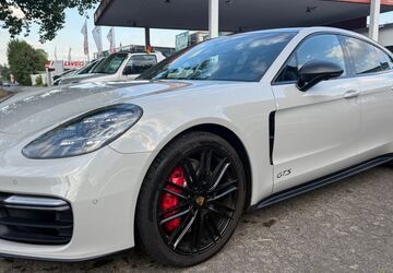 Porsche Panamera 134.000 km 67.000 &euro; mettmann 40822