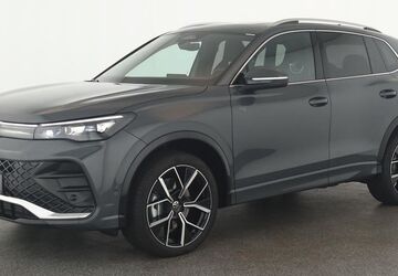 VW Tiguan 13.000 km 43.084 &euro; Düsseldorf 40233