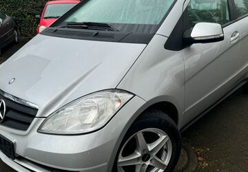Mercedes-Benz A 160 74.800 km 9.900 &euro; Bergisch-Gladbach 51469