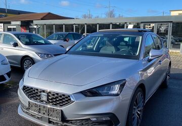 Seat Leon 41.200 km 24.600 &euro; Köln 50677