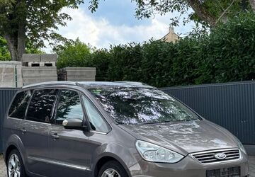Ford Galaxy 210.000 km 6.900 &euro; Solingen 42719