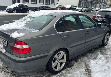 BMW 330 240.000 km 3.500 &euro; Wuppertal 42349