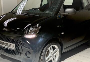 Smart ForTwo 65.432 km 8.470 &euro; Köln 50739