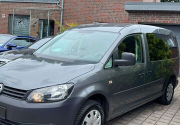 VW Caddy 142.000 km 8.999 &euro; Solingen 42651