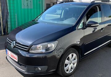 VW Touran 196.000 km 7.399 &euro; Bergisch Gladbach 51465