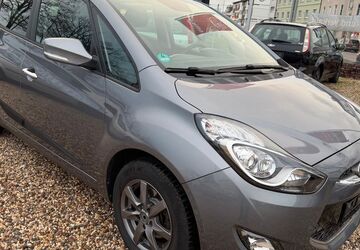 Hyundai ix20 89.700 km 4.950 &euro; Leverkusen 51371