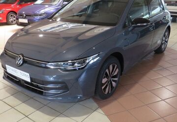 VW Golf 11.300 km 32.545 &euro; Neuss 41469