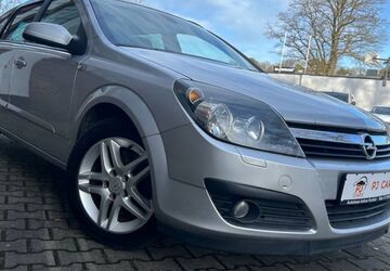 Opel Astra 156.619 km 2.999 &euro; Köln 51069