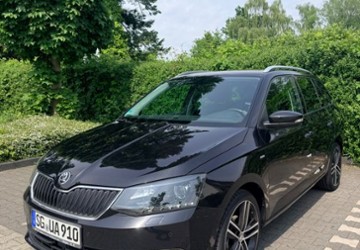 Skoda Fabia 158.300 km 8.400 &euro; Solingen 42719