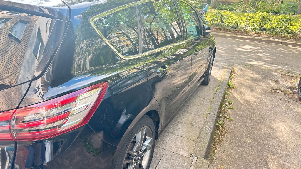 Ford S-Max 224.000 km 13.500 &euro; Düsseldorf 40227