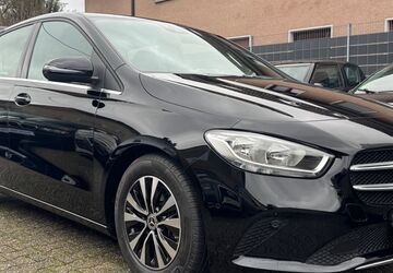 Mercedes-Benz B 180 137.000 km 16.990 &euro; Köln 50858