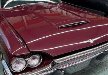 Ford Thunderbird 999.999 km 21.900 &euro; Düsseldorf 40474