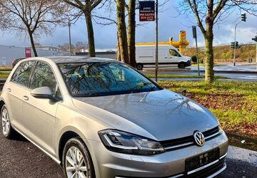 VW Golf 63.700 km 13.999 &euro; Köln 51107