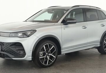 VW Tiguan 25.600 km 45.684 &euro; Düsseldorf 40233