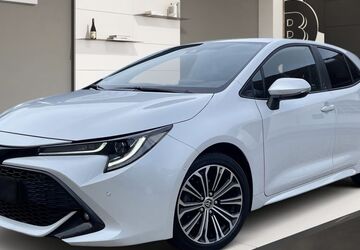 Toyota Corolla 80.000 km 18.988 &euro; Köln 51069