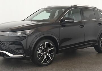 VW Tiguan 14.500 km 47.184 &euro; Neuss 41464