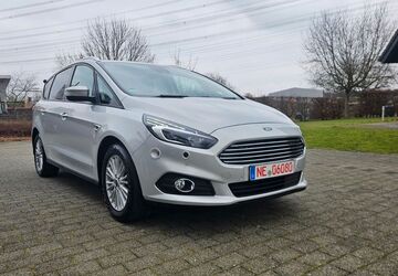 Ford S-Max 108.000 km 14.900 &euro; Neuss OT Barbaraviertel 41460