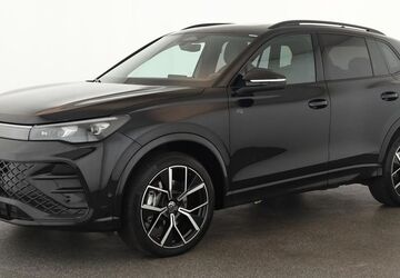 VW Tiguan 18.300 km 47.184 &euro; Düsseldorf 40233