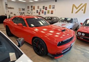 Dodge Challenger 3.200 km 45.500 &euro; Bergisch Gladbach 51465