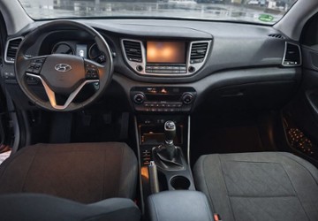 Hyundai TUCSON 88.000 km 12.400 &euro; Solingen 42697