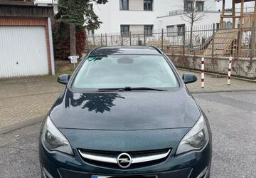 Opel Astra 109.000 km 4.490 &euro; Köln 51147