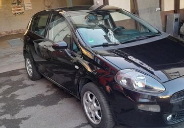 Fiat Punto 121.447 km 3.300 &euro; Solingen 42651
