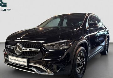 Mercedes-Benz GLA 250 14.044 km 33.980 &euro; Neuss 41460