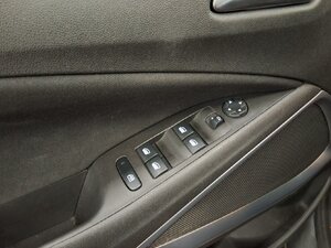 Opel Crossland X Edition AUTOMATIK NAVI Sitz/Lenkradhei 80.107 km 12.480 &euro; HAAN 42781