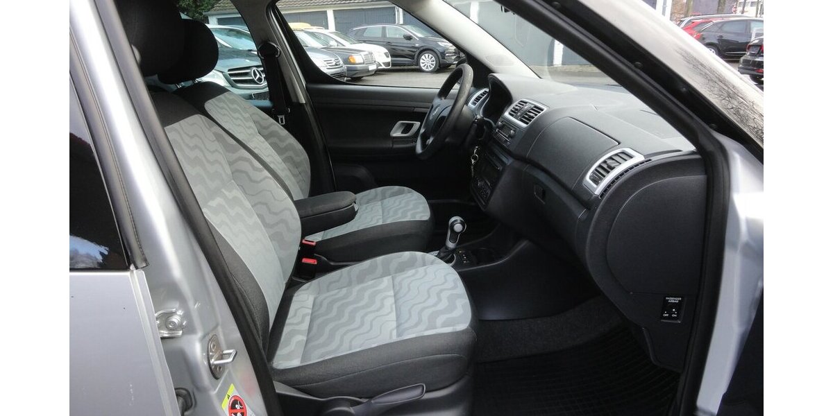 Skoda Roomster 1,6 Style Plus Edit. Autom Klimatr.1.Hd 113.000 km 7.490 &euro; Neuss 41462