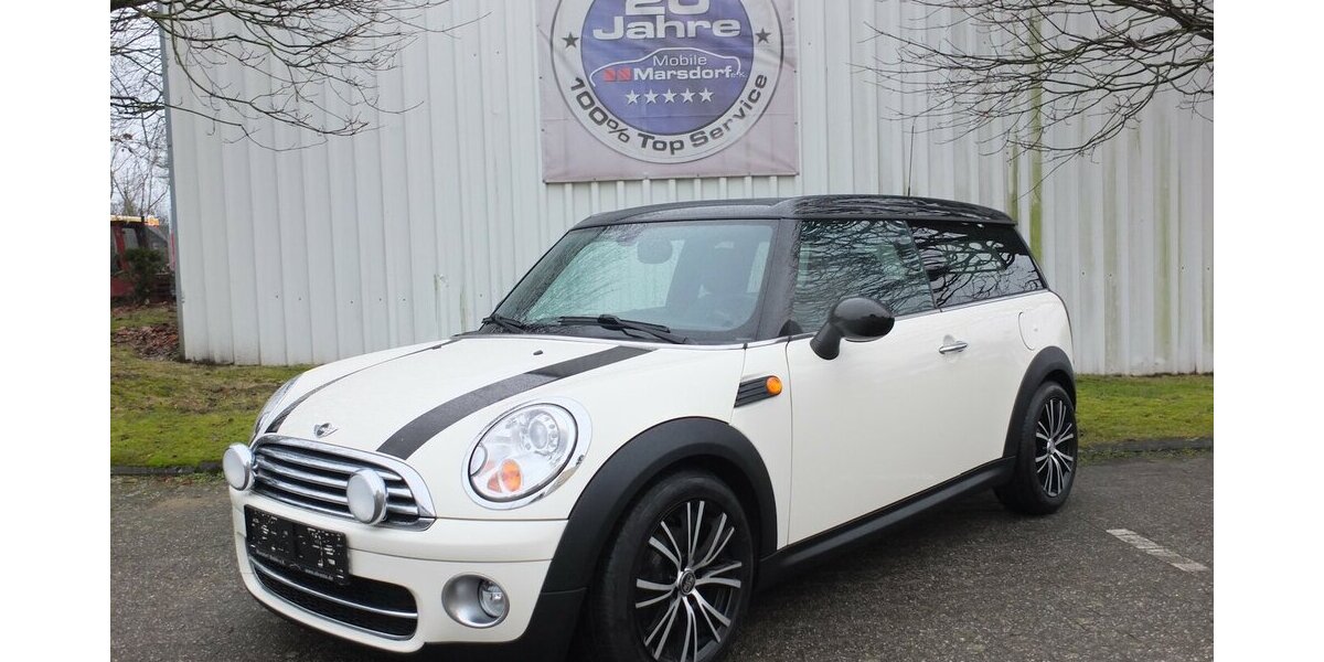 Mini Cooper D Clubman 1.HD LEDER XENON PANORAMADACH PDC 98.785 km 7.908 &euro; Köln 50858