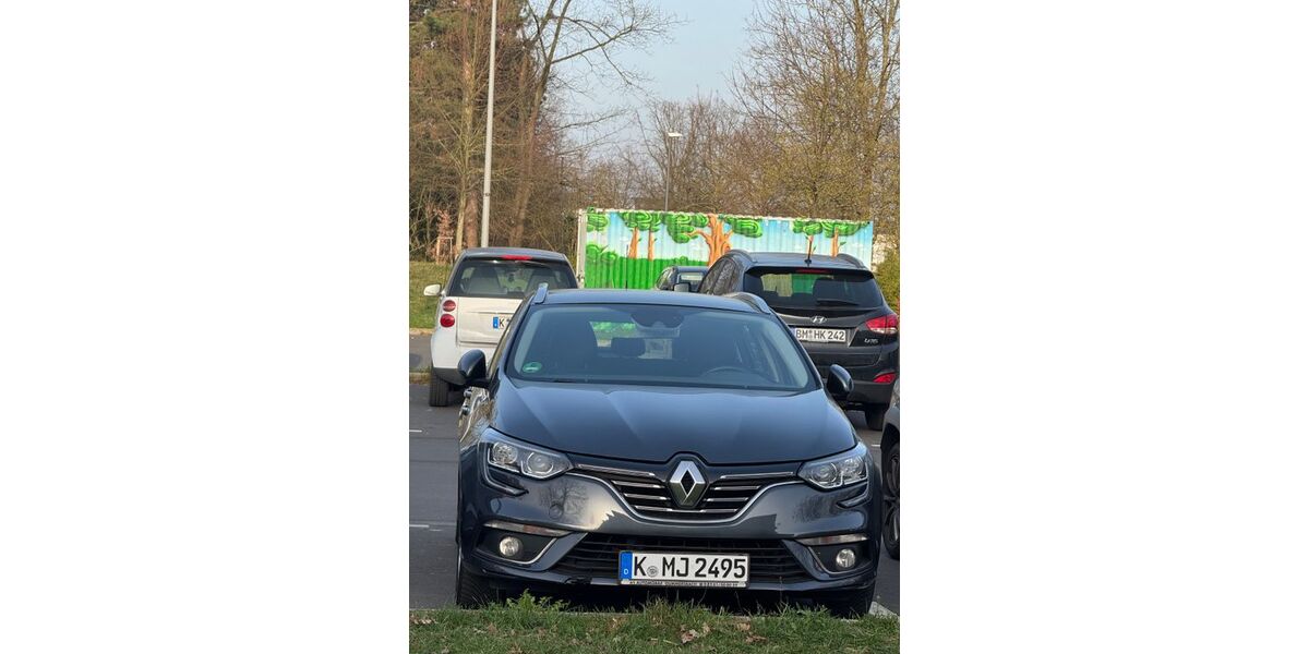 Renault Megane 159.000 km 8.149 &euro; Köln 50825