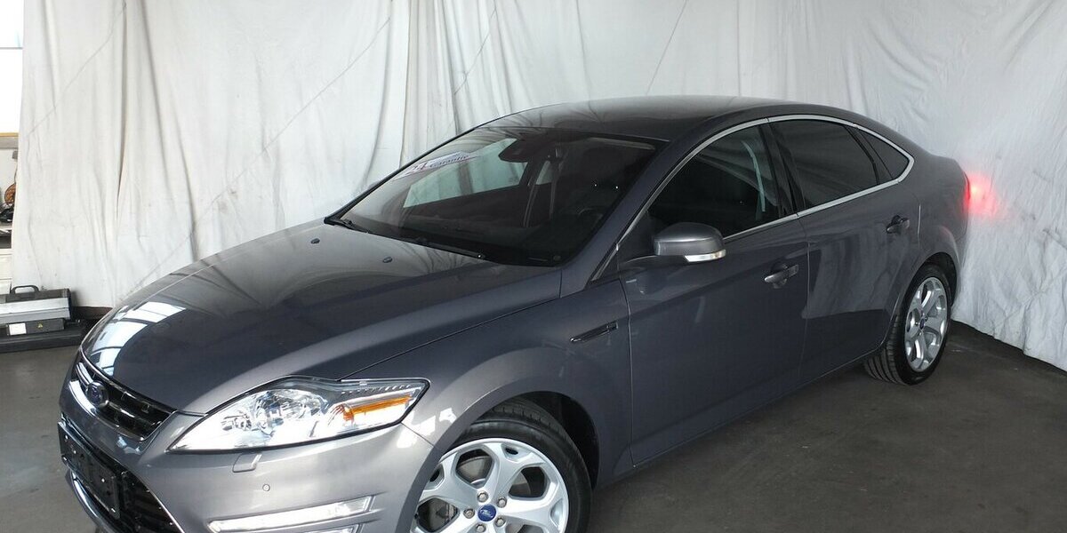 Ford Mondeo 2.0TDCi AUTOMATIC-PROBLEME NAVI XENON PDC B 143.215 km 5.500 &euro; Köln 50858