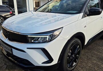 Opel Grandland (X) 5.200 km 22.990 &euro; Erkrath 40699