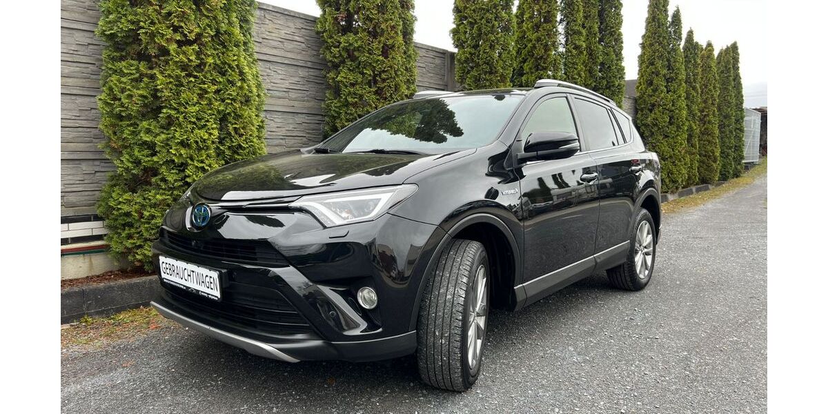 Toyota RAV 4 157.423 km 17.500 &euro; Hilden 40721