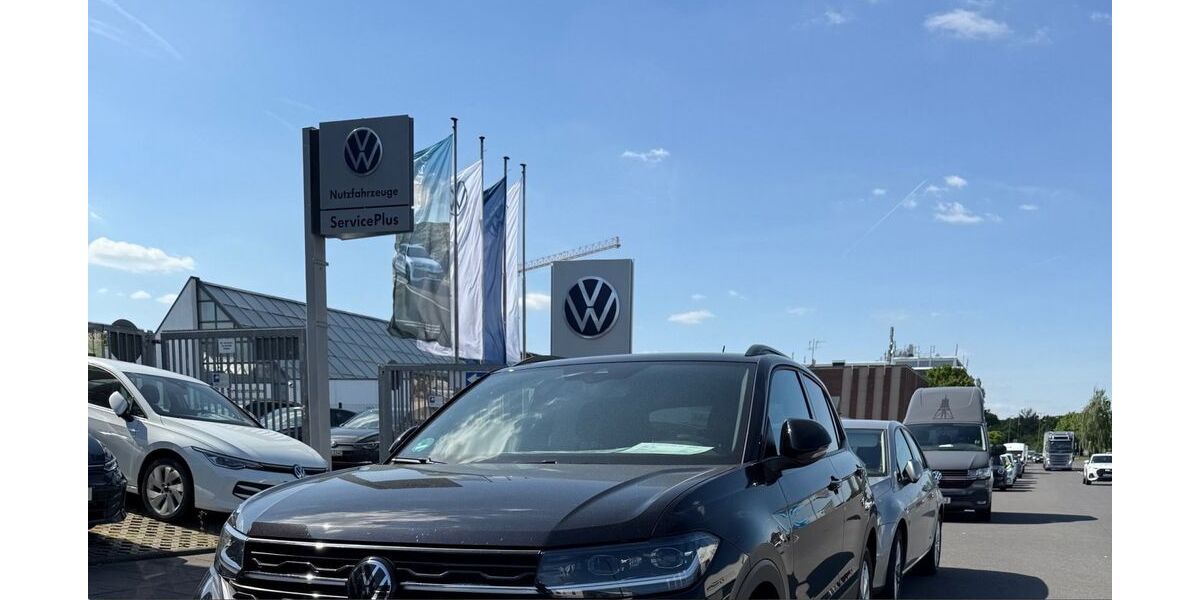 VW T-Cross 10.500 km 27.900 &euro; Köln 50739