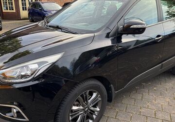 Hyundai ix35 123.000 km 9.999 &euro; Neuss 41462