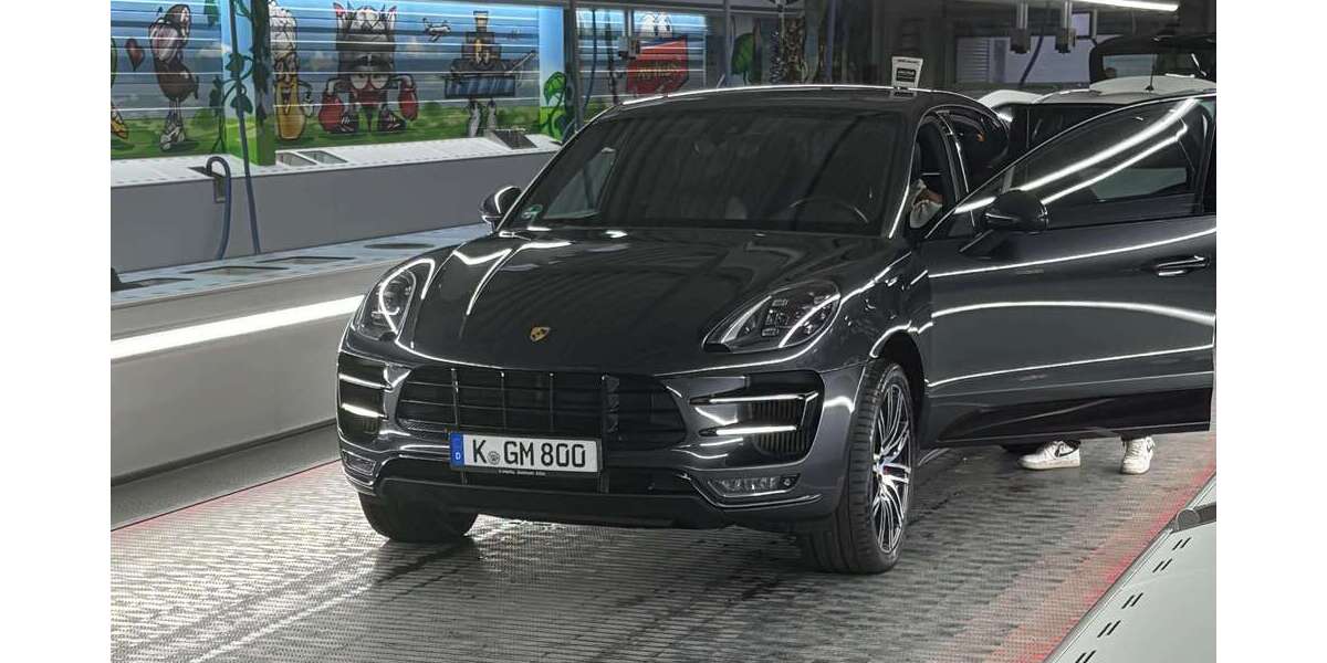 Porsche Macan 75.000 km 54.500 &euro; Köln 50933