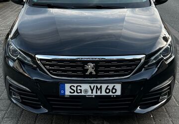 Peugeot 308 94.600 km 11.500 &euro; SOLINGEN 42651
