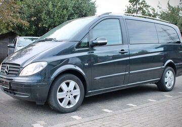 Mercedes-Benz Viano 171.000 km 12.900 &euro; Köln 51145