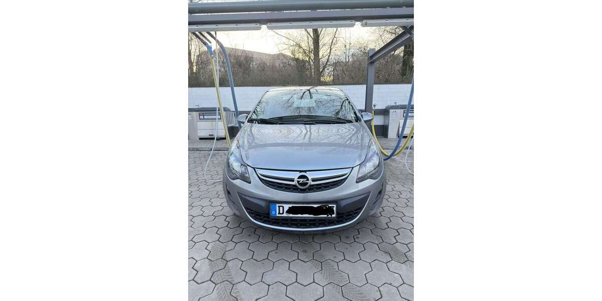 Opel Corsa 79.000 km 8.500 &euro; Düsseldorf 40472