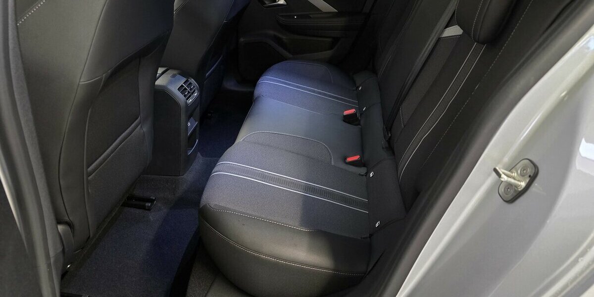 Opel Astra GS 48V Automatik|HUD|Navi|Matrix|360 4.876 km 29.950 &euro; Wermelskirchen 42929