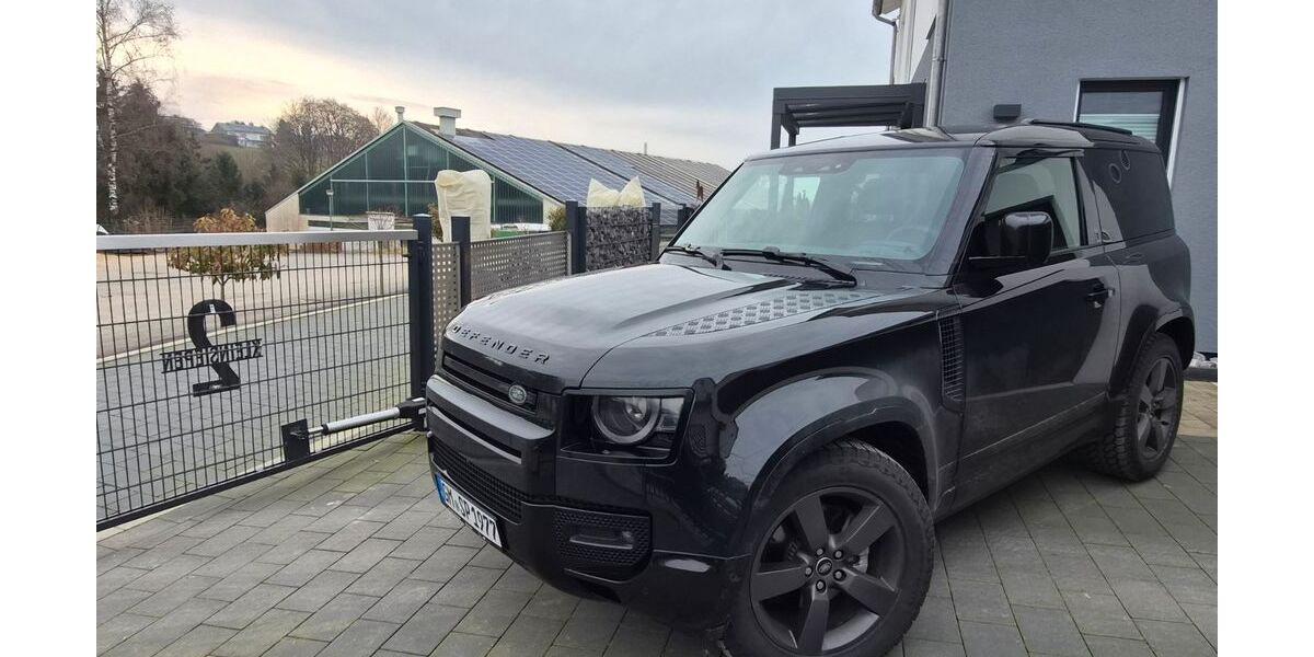 Land Rover Defender 4.300 km 79.500 &euro; Radevormwald 42477