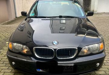 BMW 318 141.000 km 2.800 &euro; Wuppertal 42113