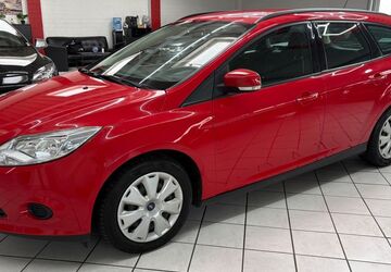 Ford Focus 114.000 km 7.450 &euro; Leverkusen 51371