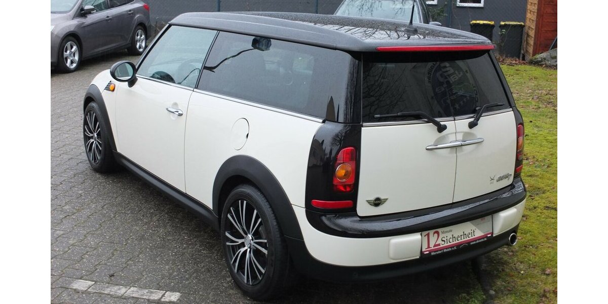Mini Cooper D Clubman 1.HD LEDER XENON PANORAMADACH PDC 98.785 km 7.908 &euro; Köln 50858