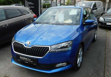 Skoda Fabia 13.500 km 10.850 &euro; Solingen 42653