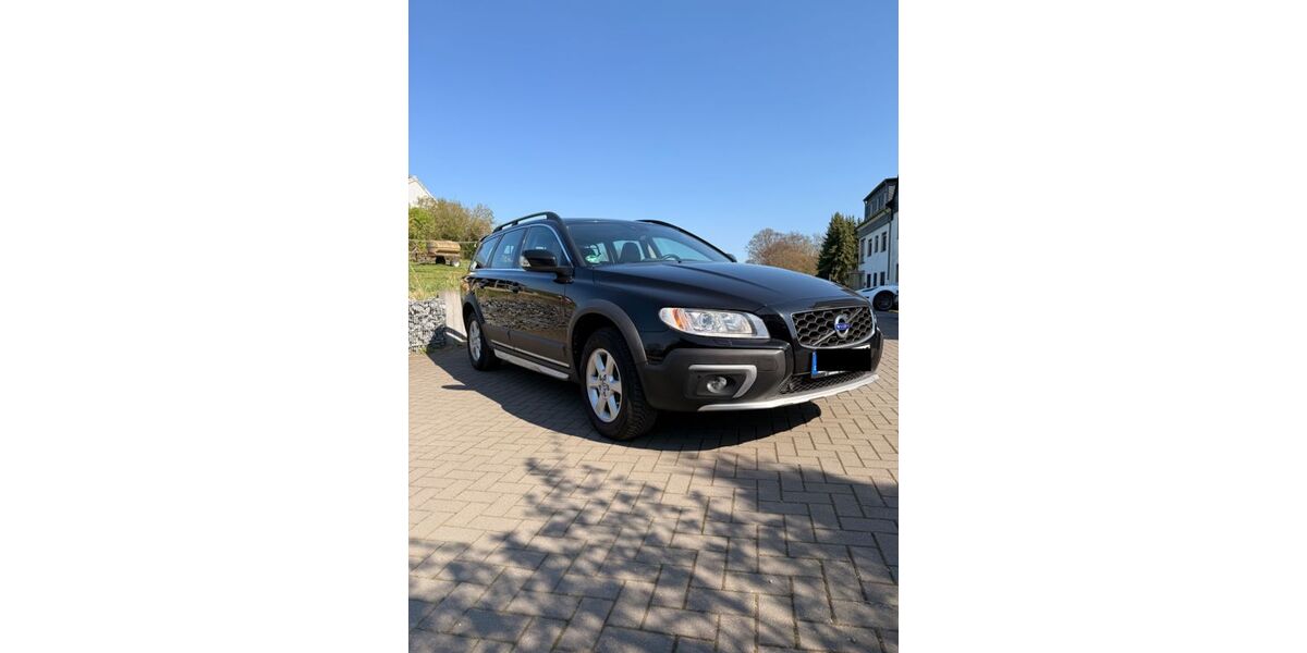 Volvo XC70 187.000 km 18.900 &euro; Leverkusen 51377